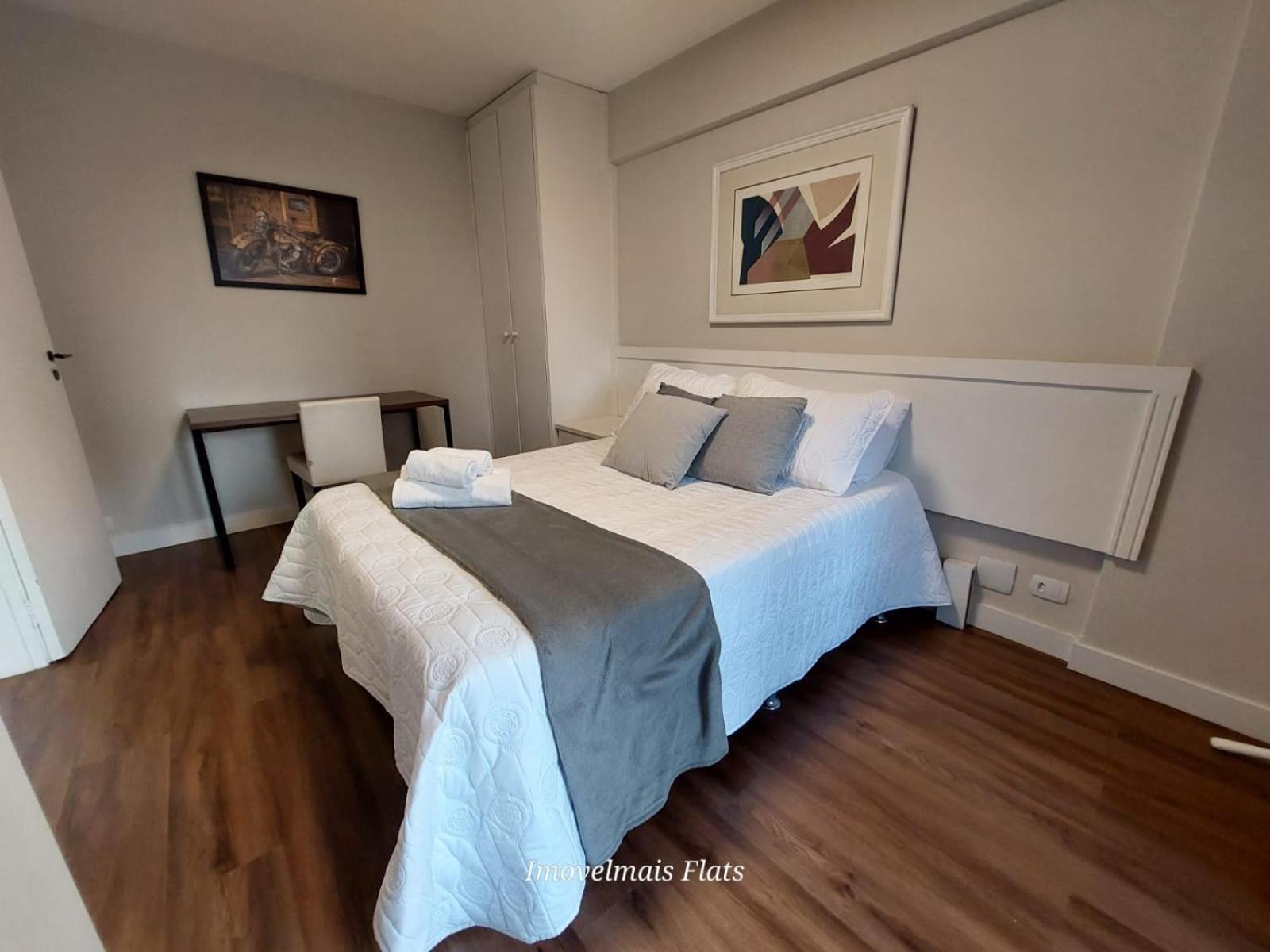 Dois Quartos Hc, Metro E Oscar Freire Apartamento